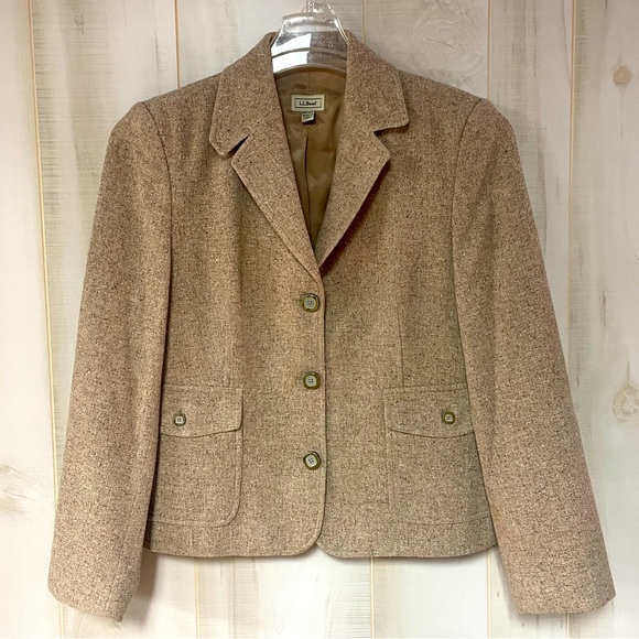 L.L. Bean Jackets & Blazers - Vintage L.L. Bean Tan Wool/Silk Blazer Jacket Sz MP